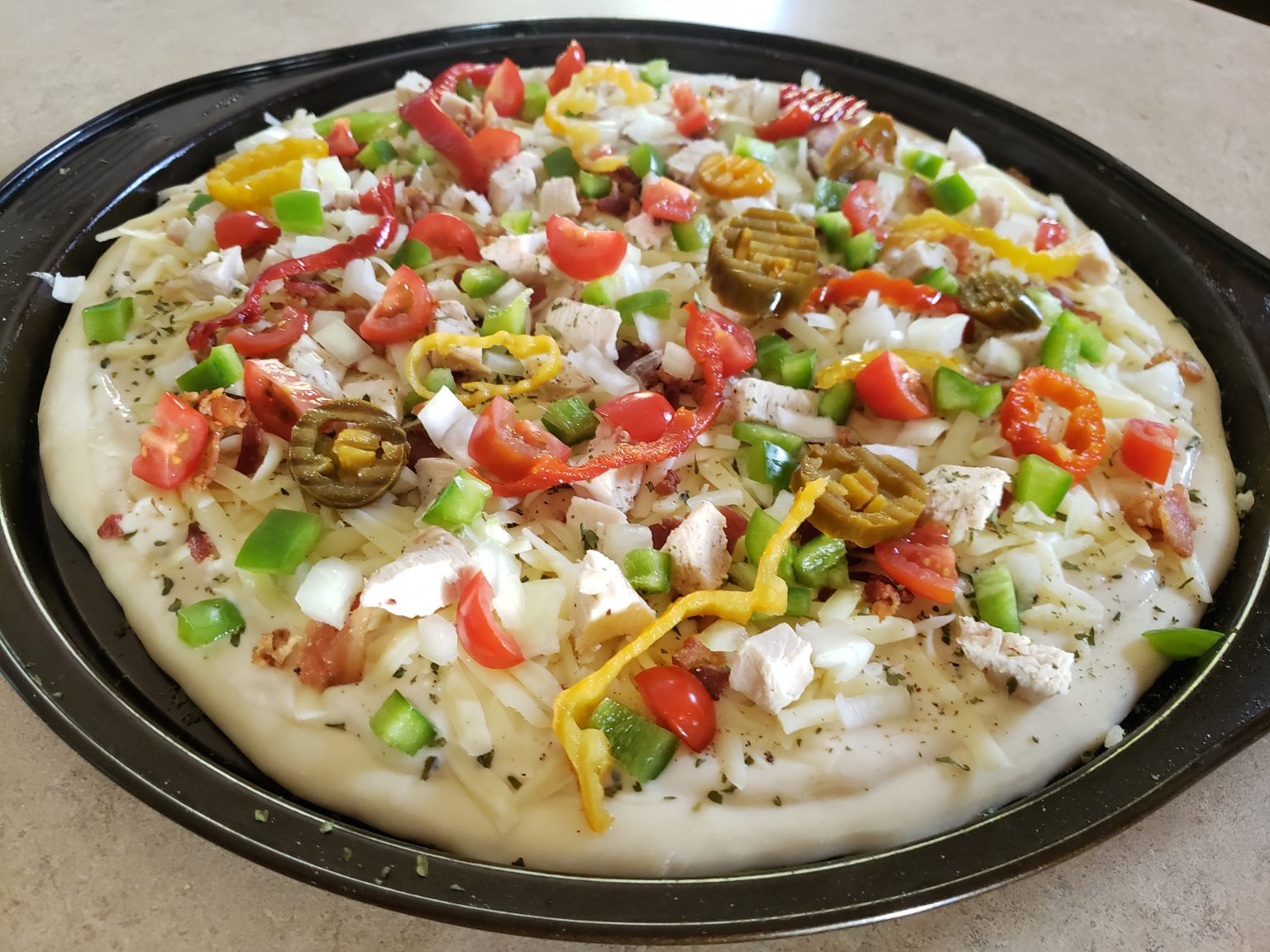 Grilled Chicken Pizza With White Sauce Down Home Cooking Recipes